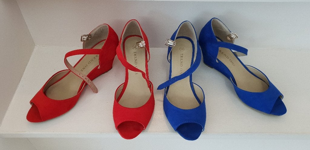 2 PAAR Trend One schoenen - M36, Trend One, Gedragen, Sandalen of Muiltjes, Ophalen of Verzenden