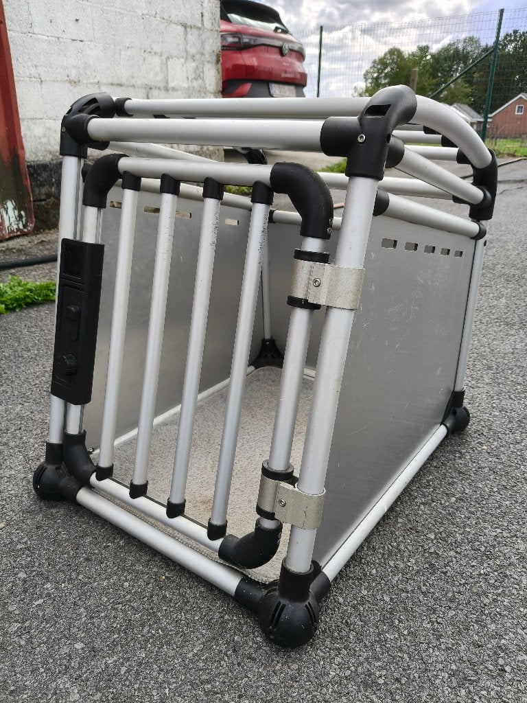 Stevige hondenbench voor in auto, Animaux & Accessoires, Caisses pour chiens, Enlèvement, Utilisé