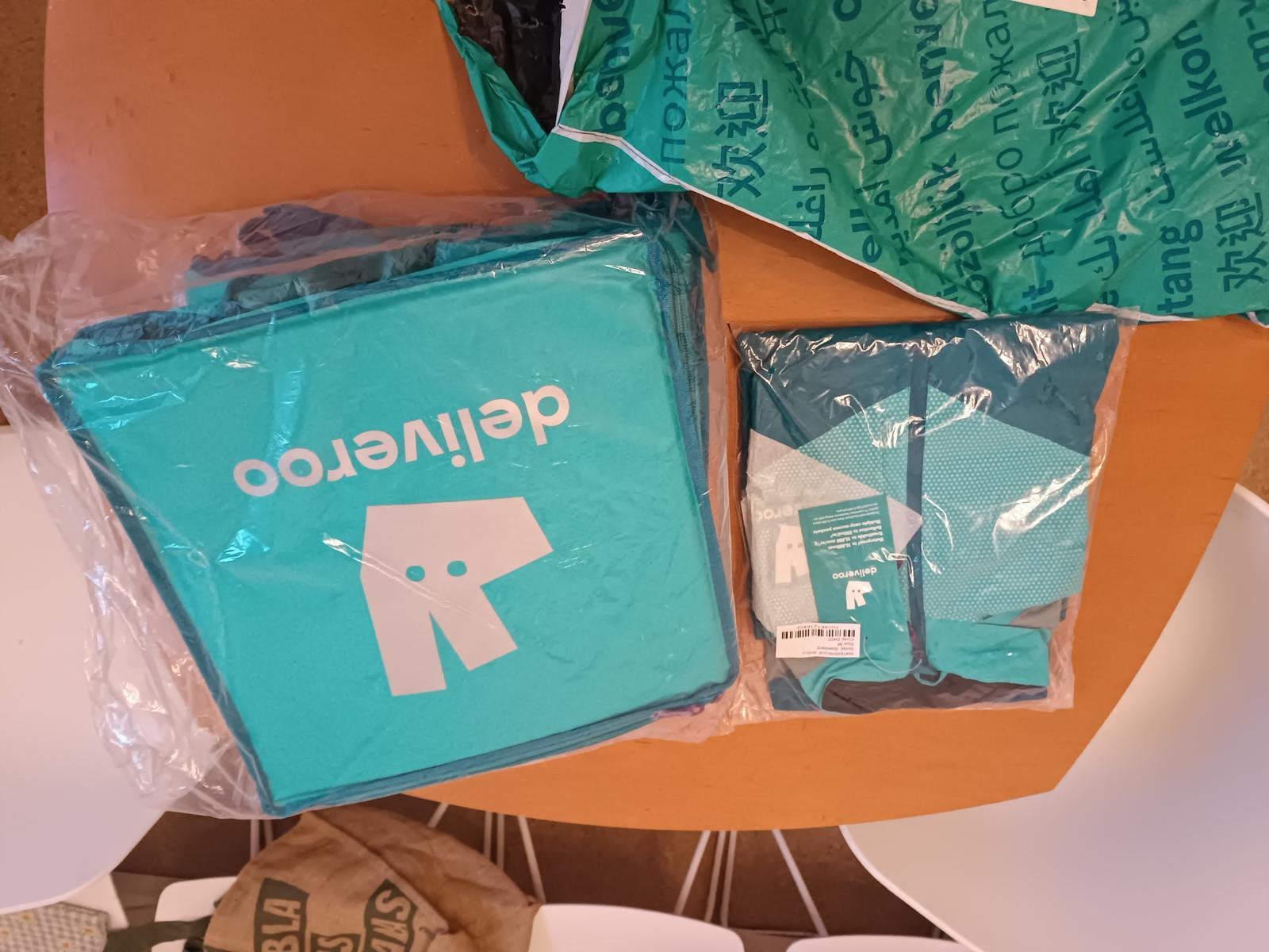 Deliveroo, Enlèvement, Comme neuf