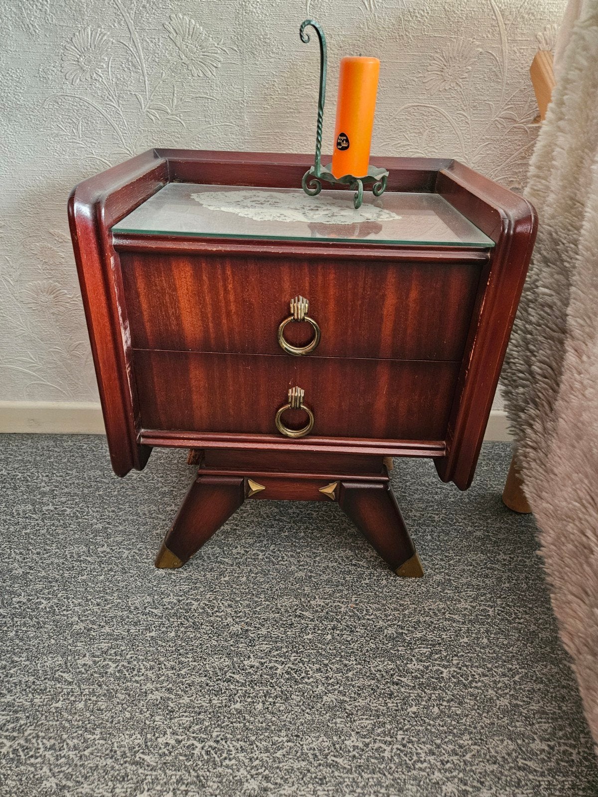table de chevet, Maison & Meubles, 45 à 65 cm, Enlèvement, Utilisé, 55 à 70 cm