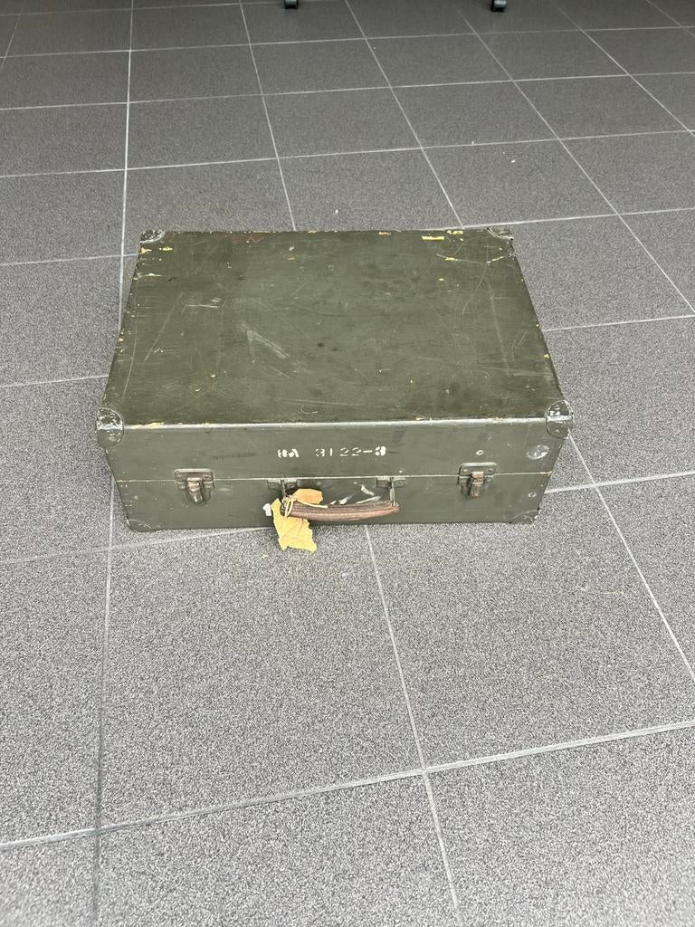 Vintage projector Belg leger 1966 – TDC DP 300A – met koffer, Antiek en Kunst, Antiek | Gereedschap en Instrumenten, Ophalen