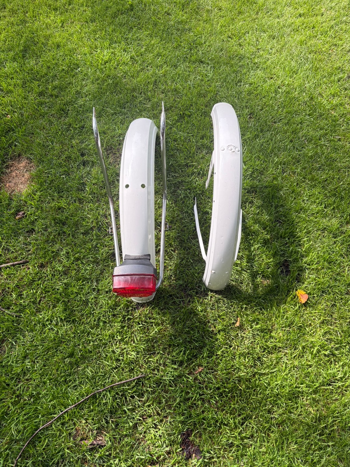 Ailes peintes en blanc pour Honda Camino, Enlèvement, Comme neuf