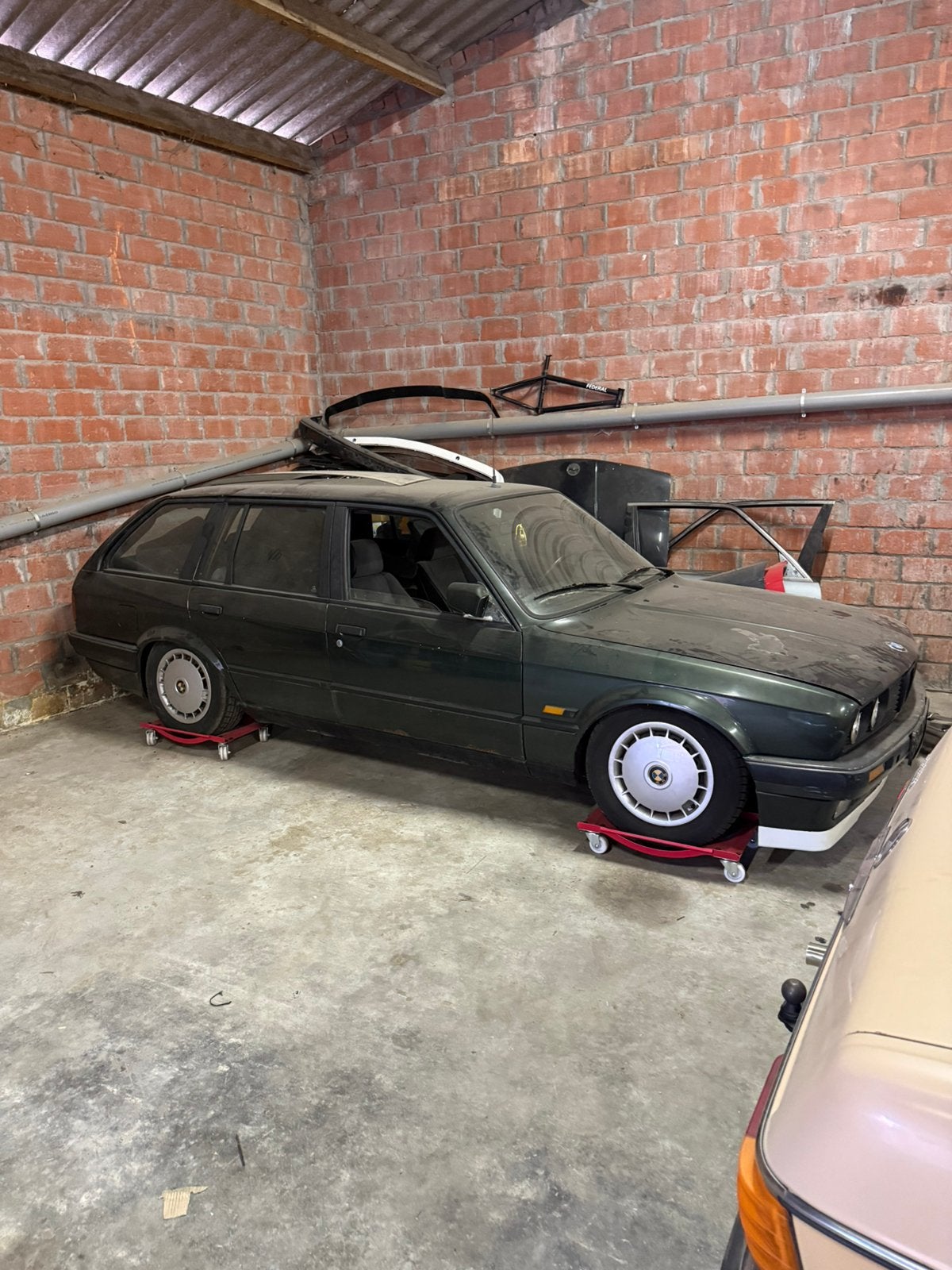Bmw e30 touring 320i + onderdelen, Autos, Achat, Ordinateur de bord, Particulier, BMW