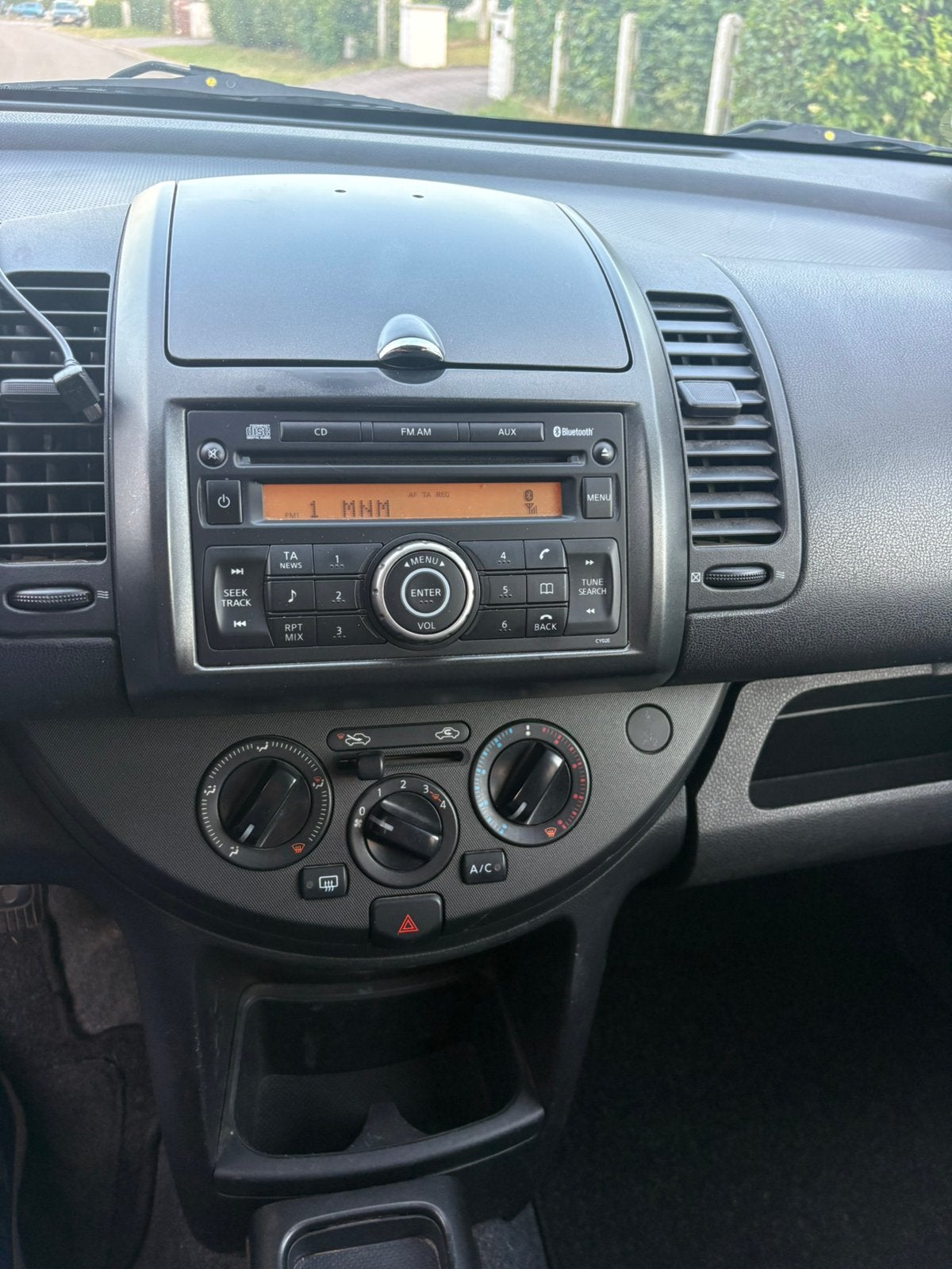 Nissan Note, Auto's, Nissan, Particulier, Note, Benzine, 5 deurs, Handgeschakeld, Zilver of Grijs, Voorwielaandrijving, Ophalen