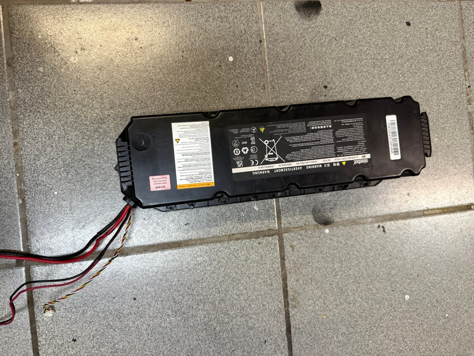 NEW Ninebot g30 max batterij, Fietsen en Brommers, Zo goed als nieuw