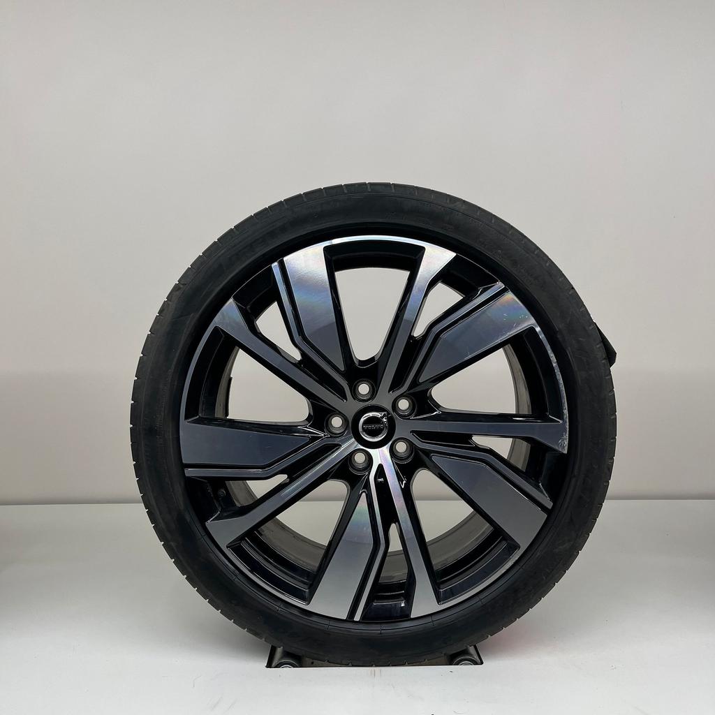 Volvo XC40 - 20 inch - zomerbanden, Gebruikt, Banden en Velgen, Ophalen of Verzenden, 235 mm