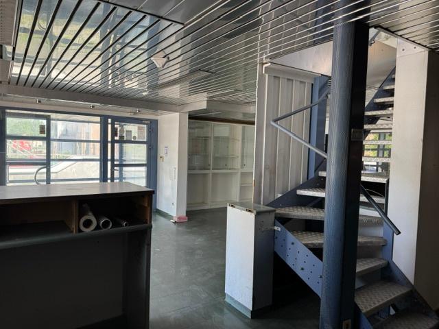 Te koop commerciële pand met woonst De Panne, Immo, Huizen en Appartementen te koop, Provincie West-Vlaanderen, 500 tot 1000 m²