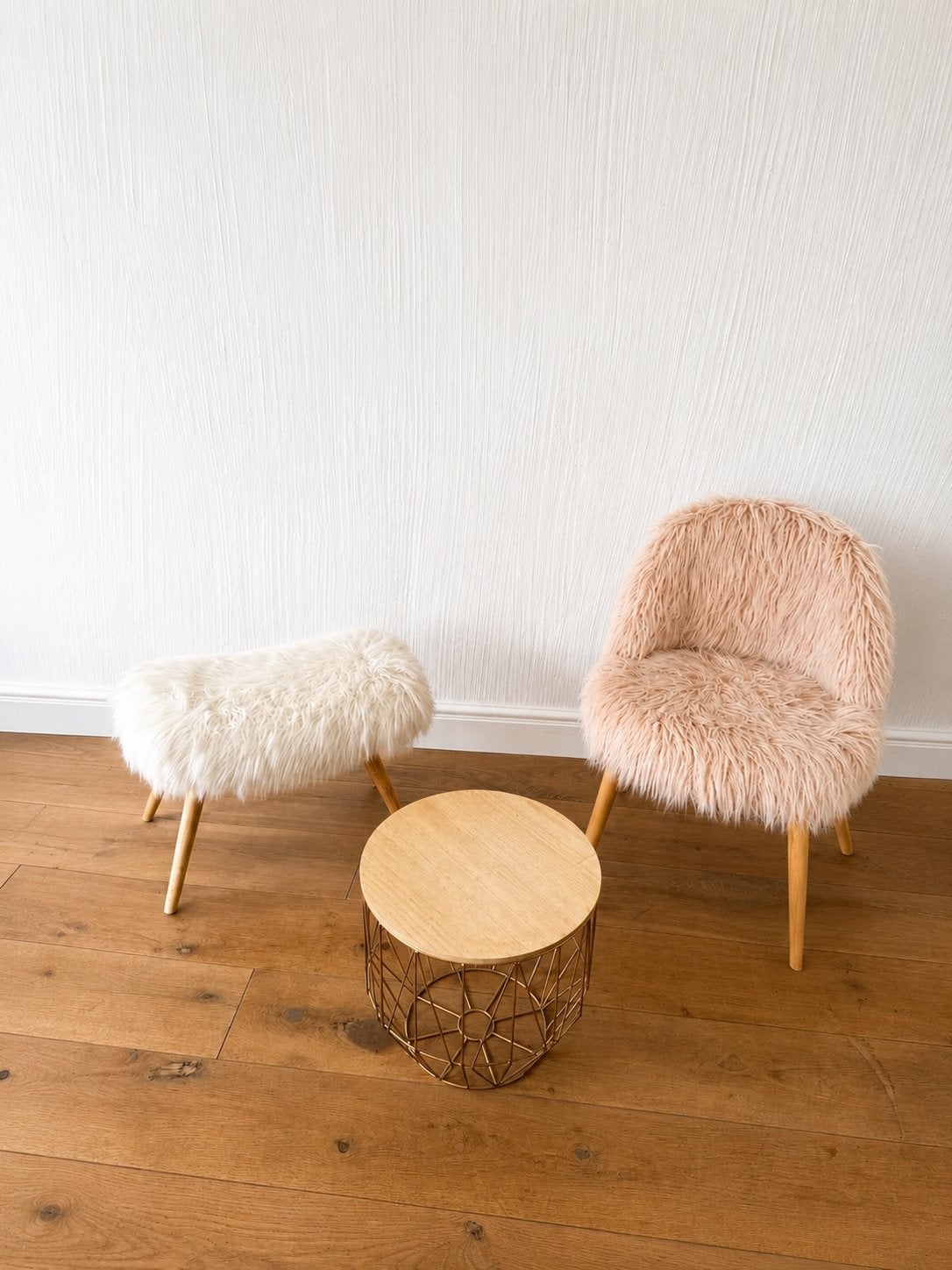 Stoelen en bijzettafel, Ophalen, Zo goed als nieuw