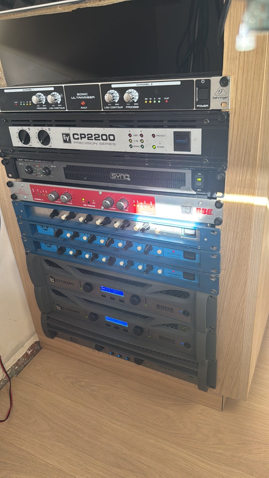 Te koop aangeboden, perfect werkende analoge crosovers sa, Audio, Tv en Foto, Ophalen, Gebruikt