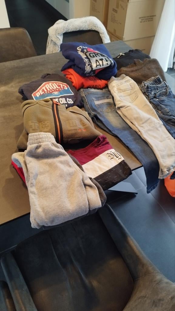 Lot de vêtements 3..4ans, Enlèvement