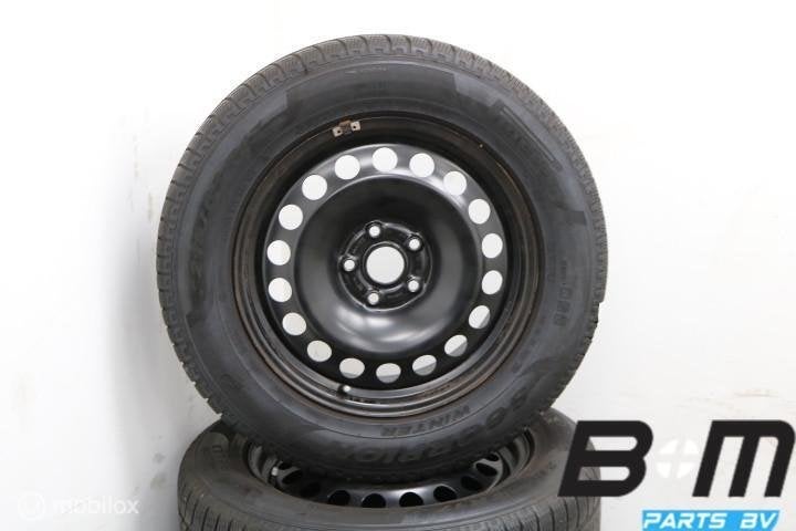 Org 17 inch velgen + winterbanden Tiguan 3 / Q3 5Q601027J, Autos : Pièces & Accessoires, Pneus & Jantes, Jante(s), Utilisé