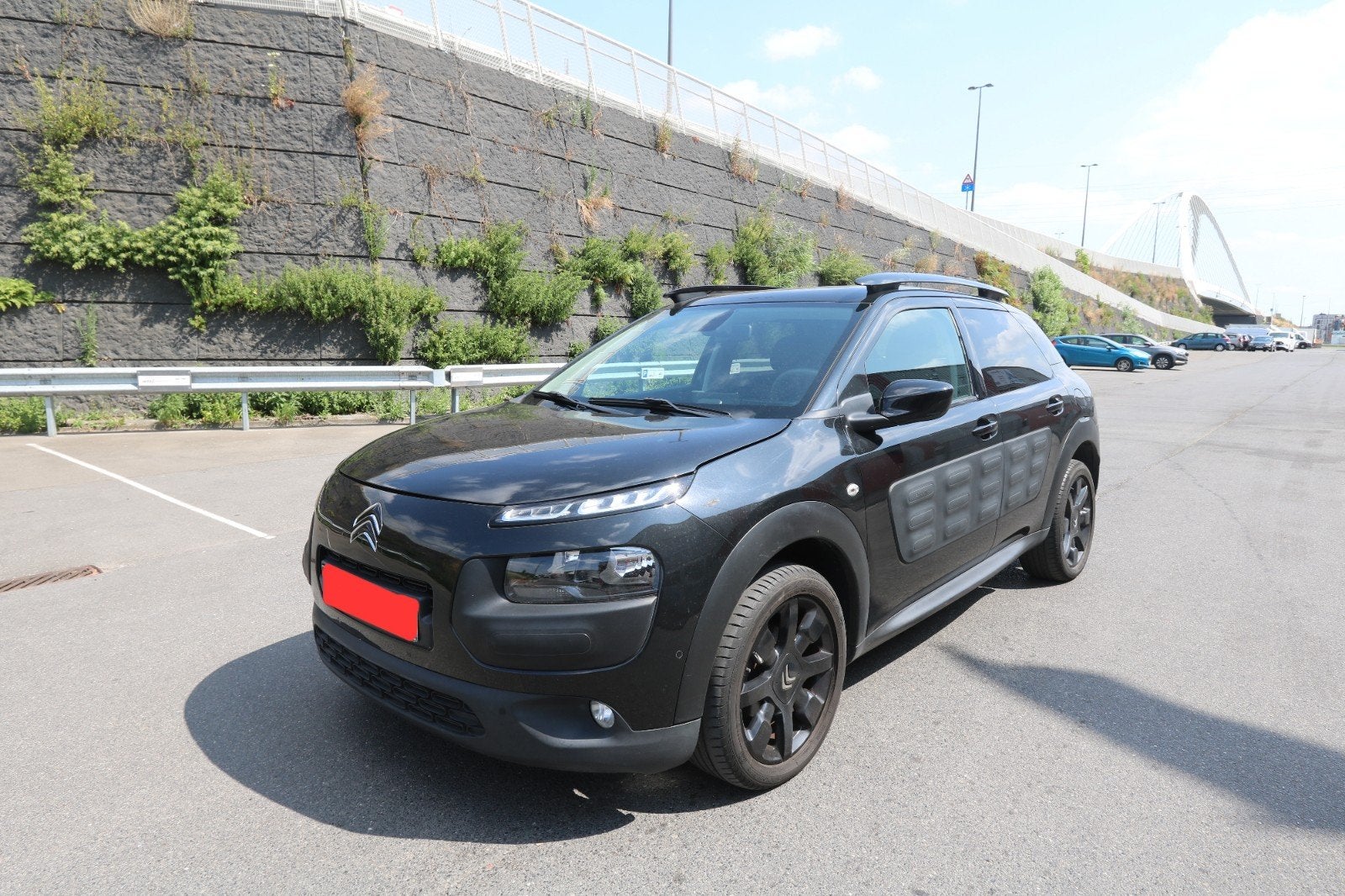 Citroën C4 Cactus 1.6 Blue HDI - 2017 - 37000km, Autos, Citroën, Achat, Boîte manuelle, Noir, 5 portes