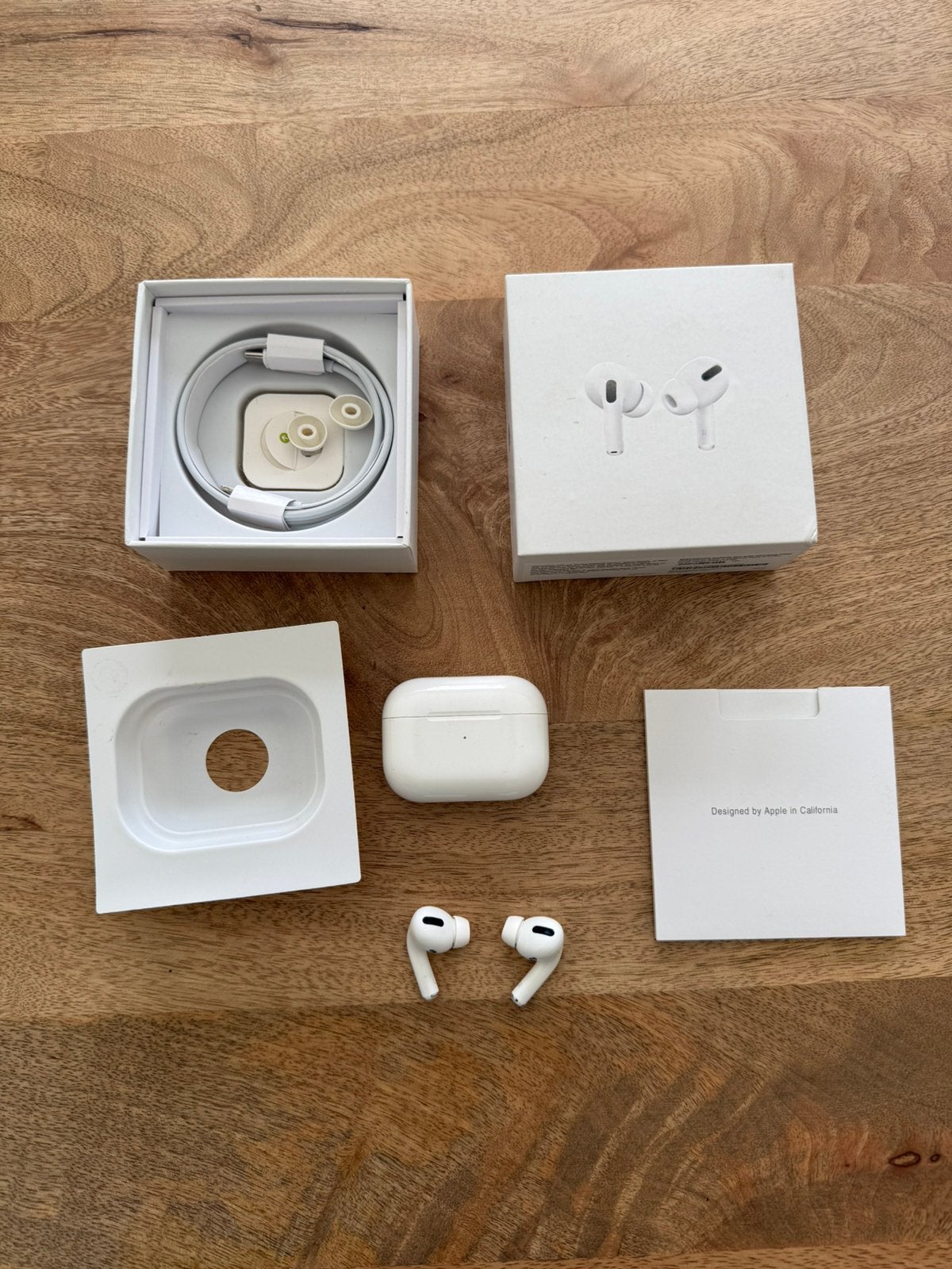 Apple Airpods Pro 1 blancs comme neufs, Enlèvement ou Envoi, Comme neuf, Blanc, Apple