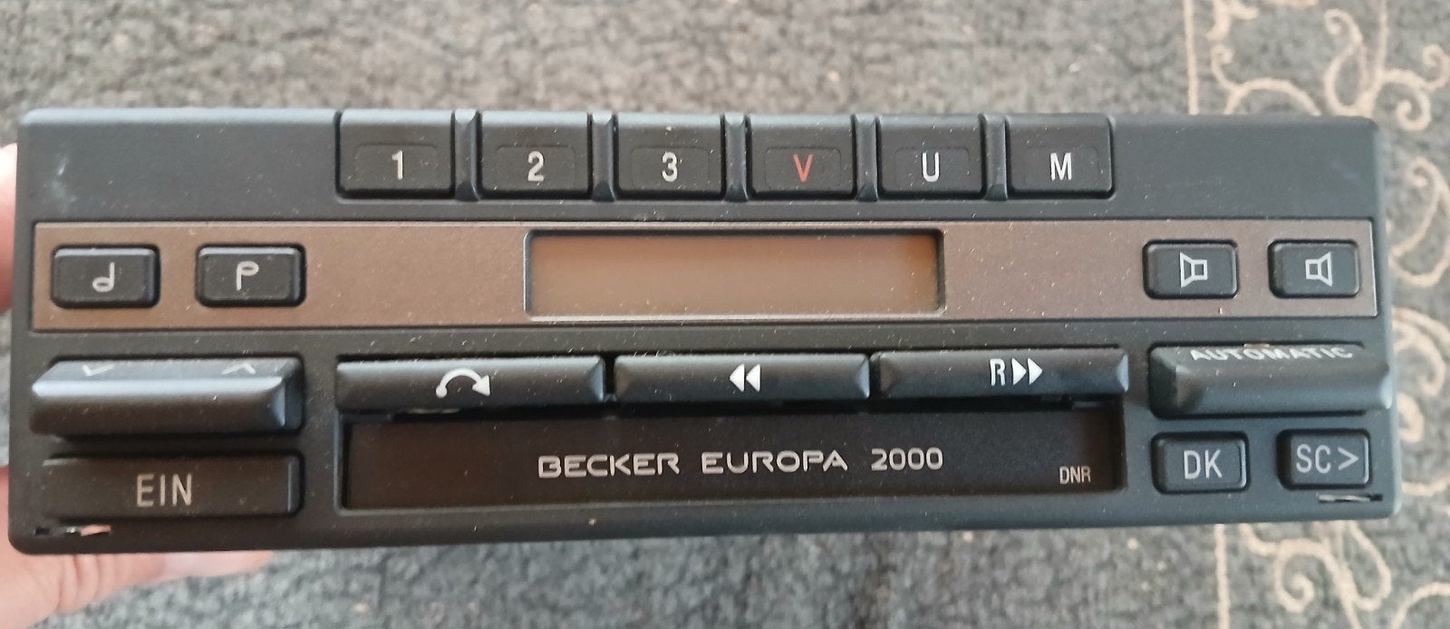 Becker Europa 2000, Enlèvement ou Envoi