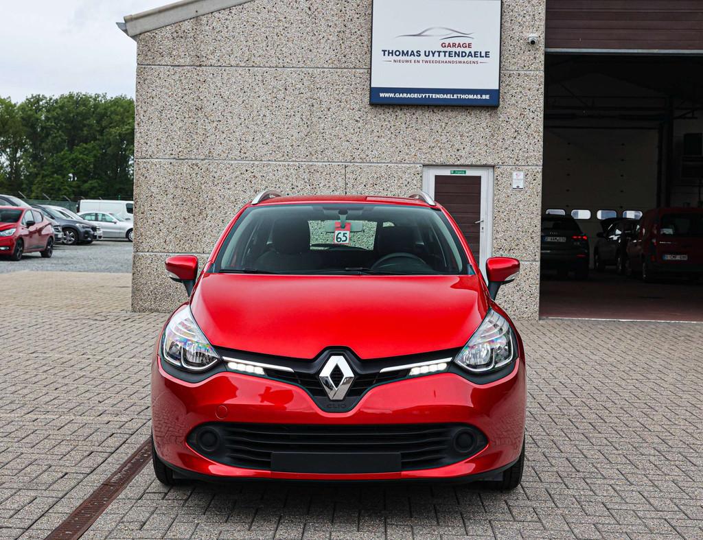 Renault Clio SLECHTS-32000KM*NAVIGATIE*CRUISE-CONTROLE*EERST, Rouge, Euro 5, Electronic Stability Program (ESP), https://public.car-pass.be/vhr/1ed06750-f82e-476d-8f6d-7c8d770ede8f