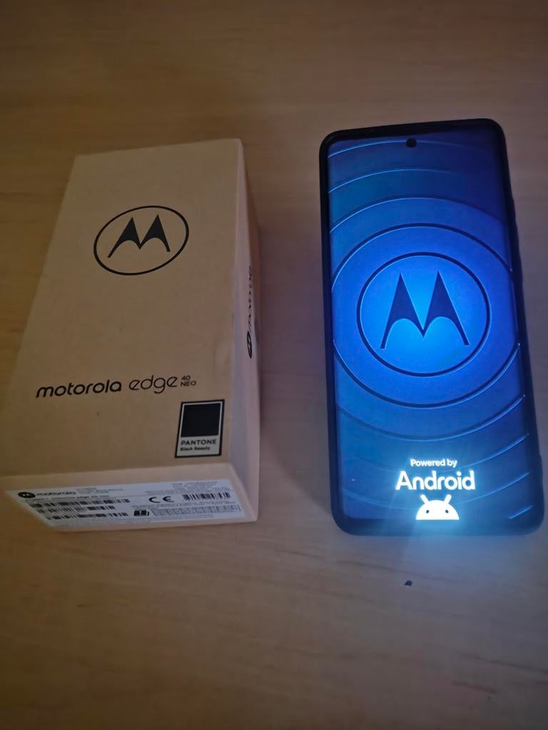 Motorola Edge 40 neo, Telecommunicatie, Ophalen
