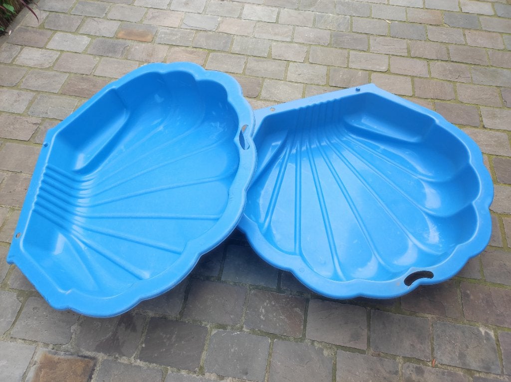Speelschelp en nieuwe zak zand, Ophalen, Gebruikt