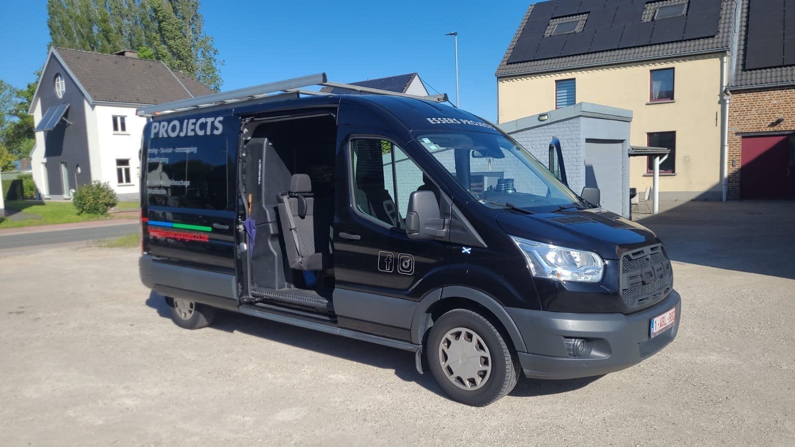 Ford Transit Double cabine, Achat, Adapté aux personnes handicapées, Boîte manuelle, 5 portes