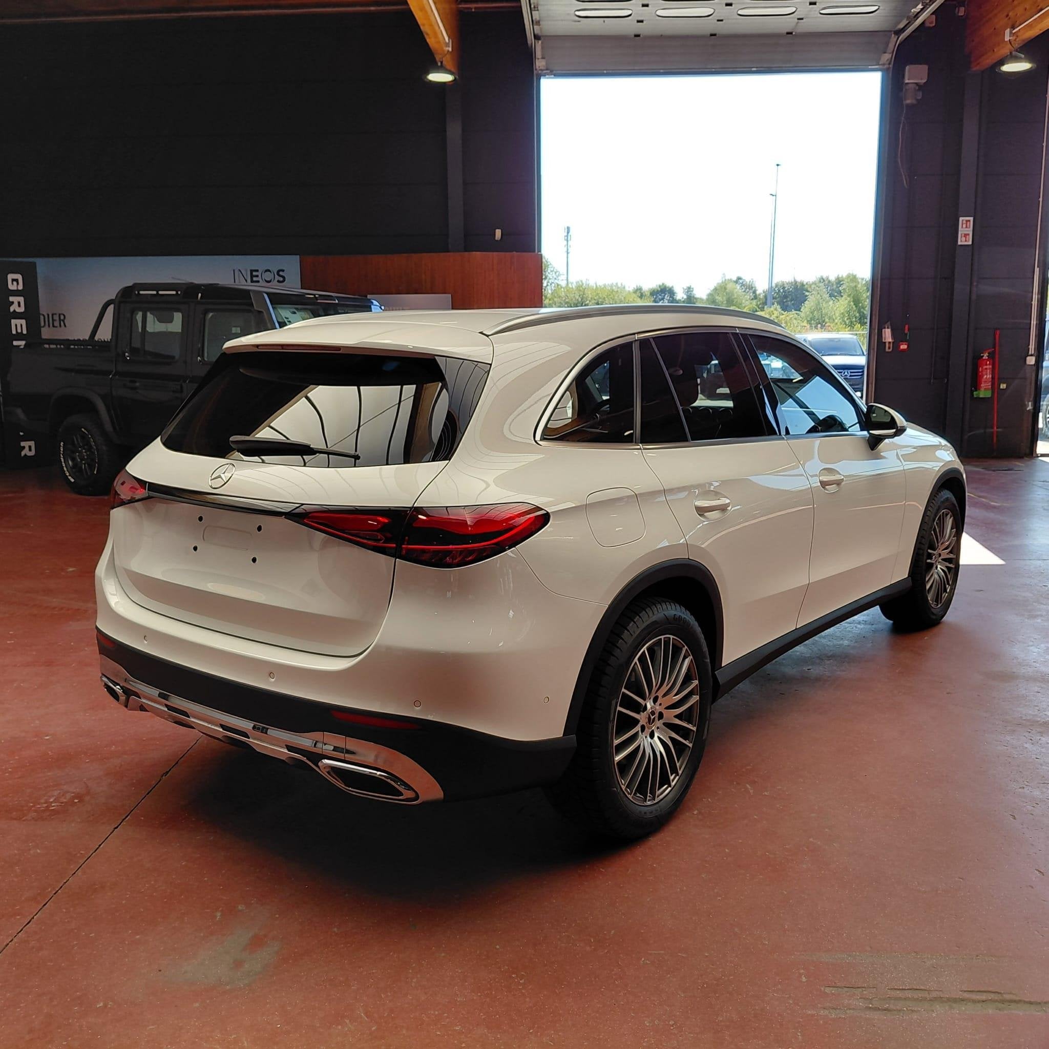 Mercedes-Benz GLC-klasse 200 4MATIC SUV Luxury Line | Memory, Auto's, Automaat, Gebruikt, Wit, https://public.car-pass.be/vhr/dcbc02d1-d893-457a-b16d-26347b391e8f