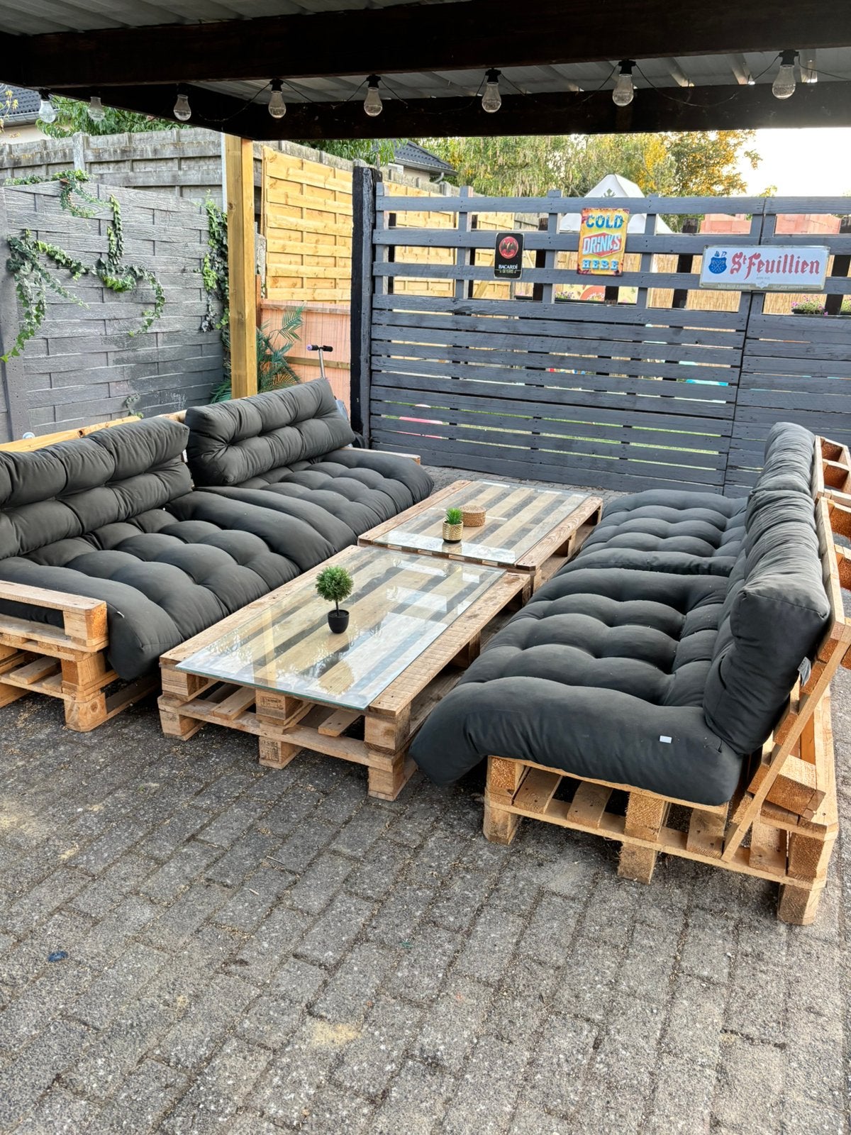 lounge voor tuin of mancave, Ophalen, Zo goed als nieuw