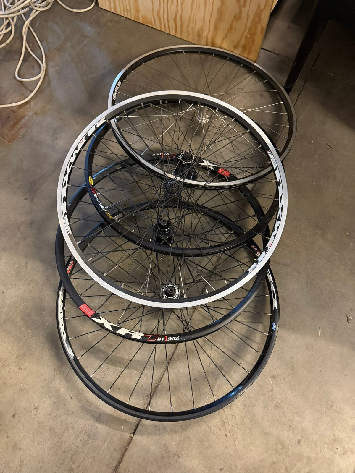 Partij fietsvelgen & wielen(DT Swiss, ZTR, Ritchey, Mavic,, Vélos & Vélomoteurs, Enlèvement, Neuf, Roue