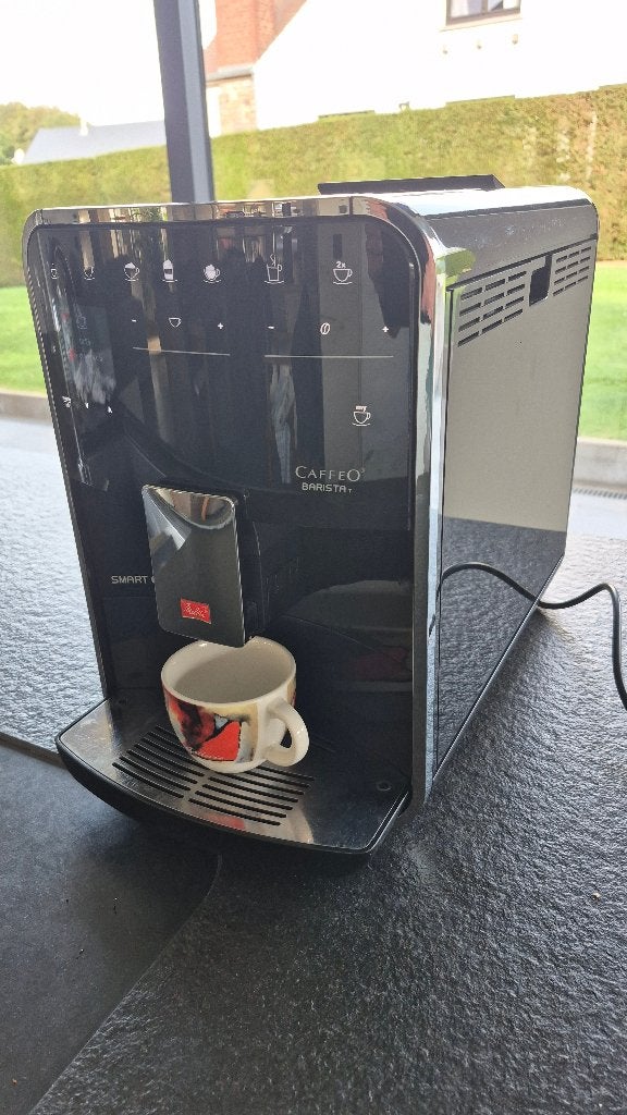 Machine à café entièrement automatique Melitta Barista T, Electroménager, Réservoir d'eau amovible, Café moulu, Ne fonctionne pas