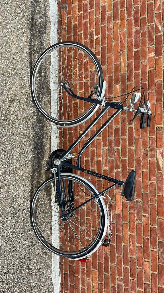 Klassieke Kynast stadsfiets - met werkende verlichting, Fietsen en Brommers, Ophalen, Zo goed als nieuw, Overige merken, (Extra) lage instap