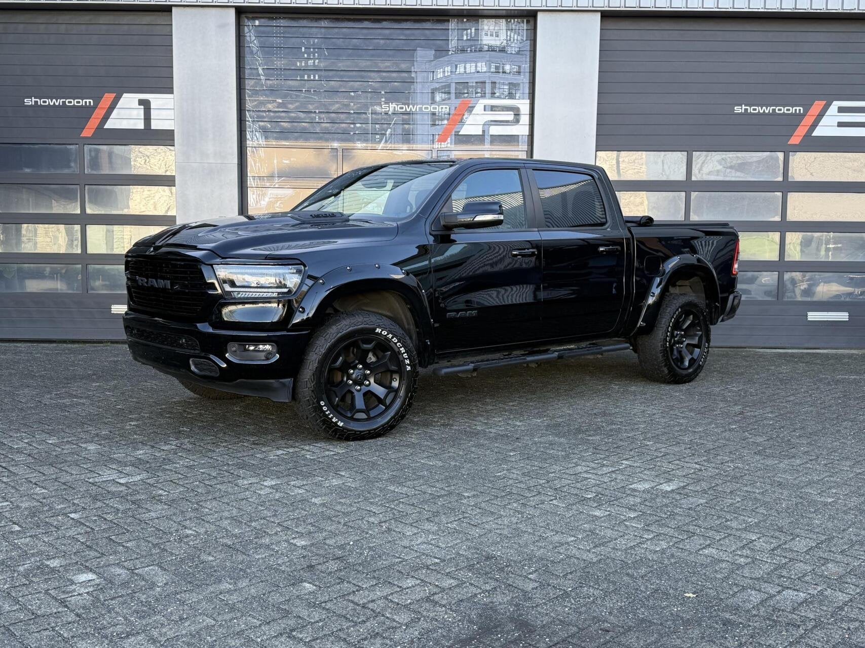 Dodge Ram 1500 4X4 5.7 V8 4x4 Crew Cab|MARGE!, Autos, Cuir, Achat, Volant multifonction, 4 portes