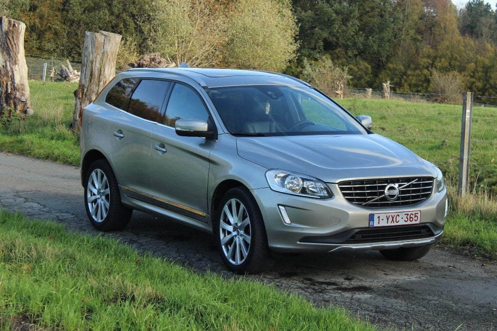 Volvo XC60 uit 2013, Automaat, Euro 5, 1800 kg, Zwart