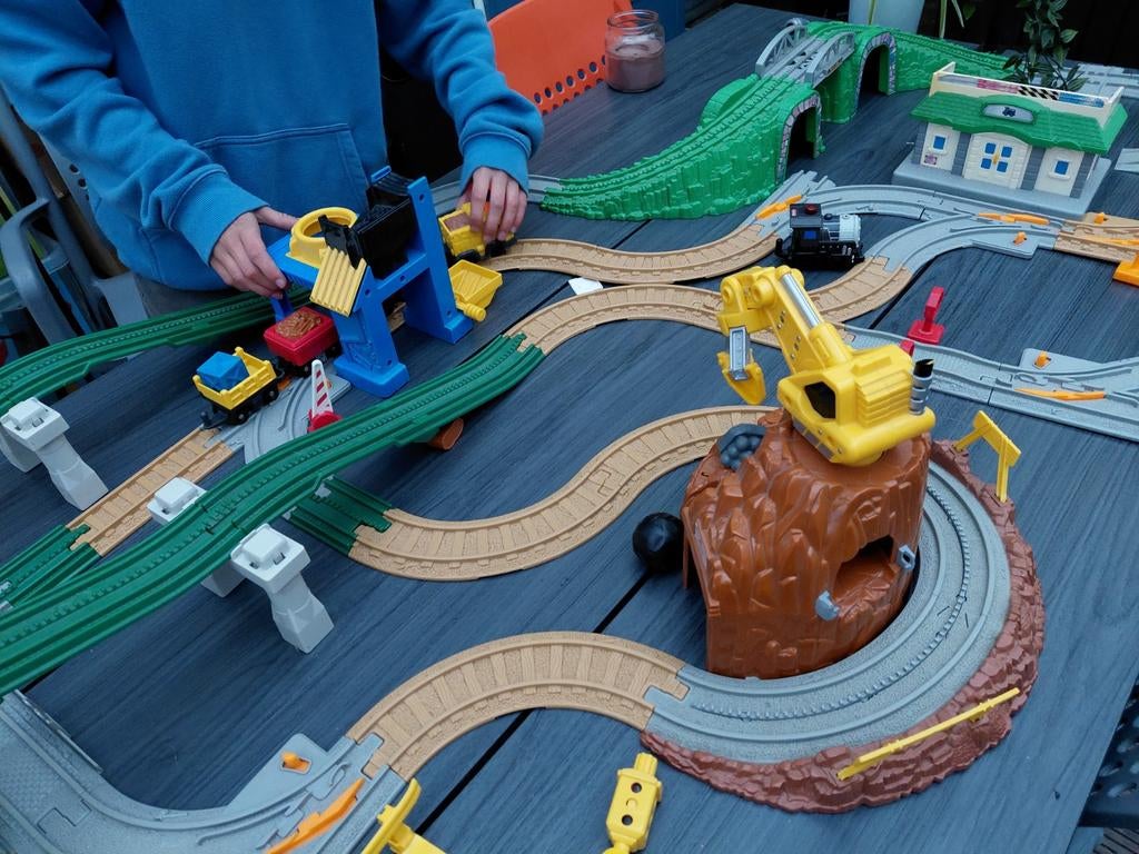 Fisher Price Geotrax treinspoor met attributen, Enlèvement
