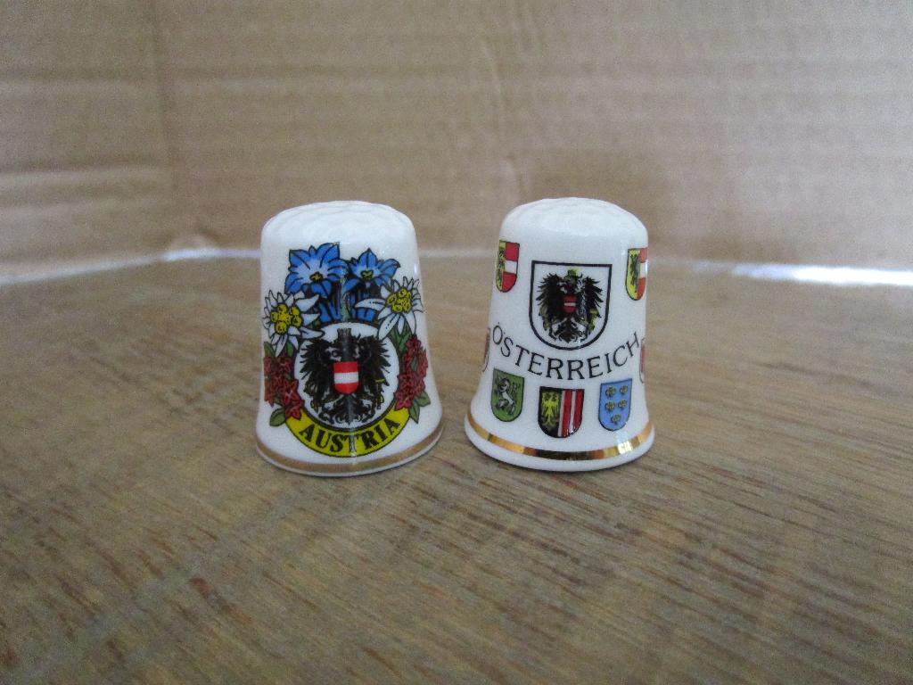 25 vingerhoedjes Oostenrijk, Enlèvement ou Envoi, Neuf, Porcelaine