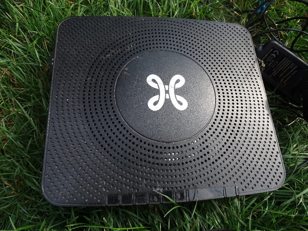 Wifi-Router (modem) Bbox 3V+, Computers en Software, Routers en Modems, Ophalen of Verzenden, Gebruikt, Router