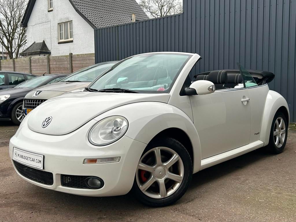 Volkswagen New Beetle Cabriolet 1.6 Trendline, Auto's, Voorwielaandrijving, Gebruikt, Beetle (Kever), 4 cilinders