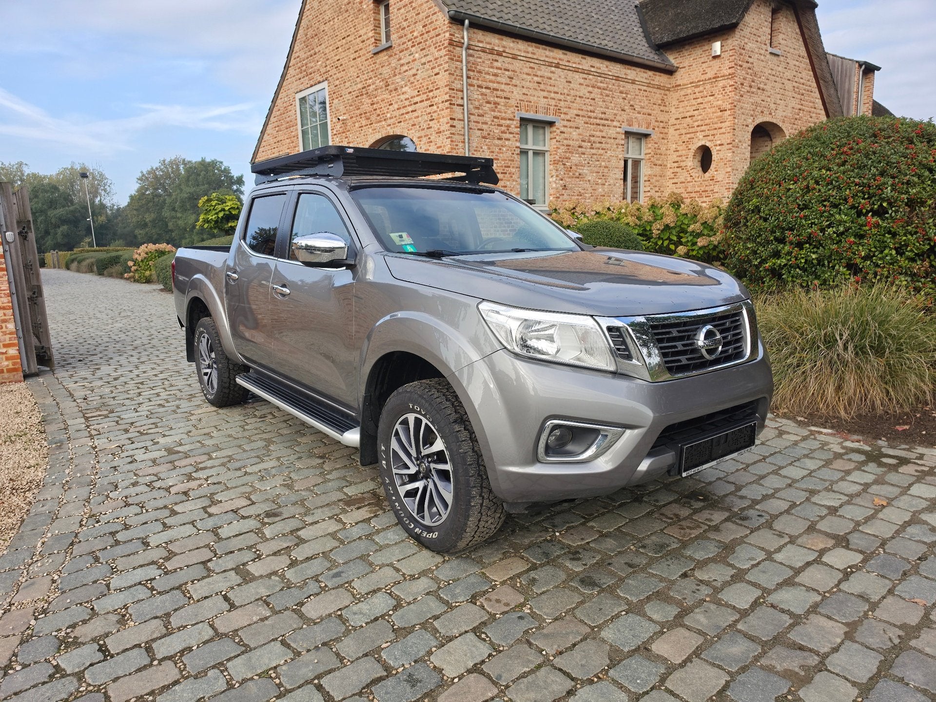 Nissan NP300 !€380,23 BIV!, Stof, Gebruikt, 4 cilinders, Traction-control