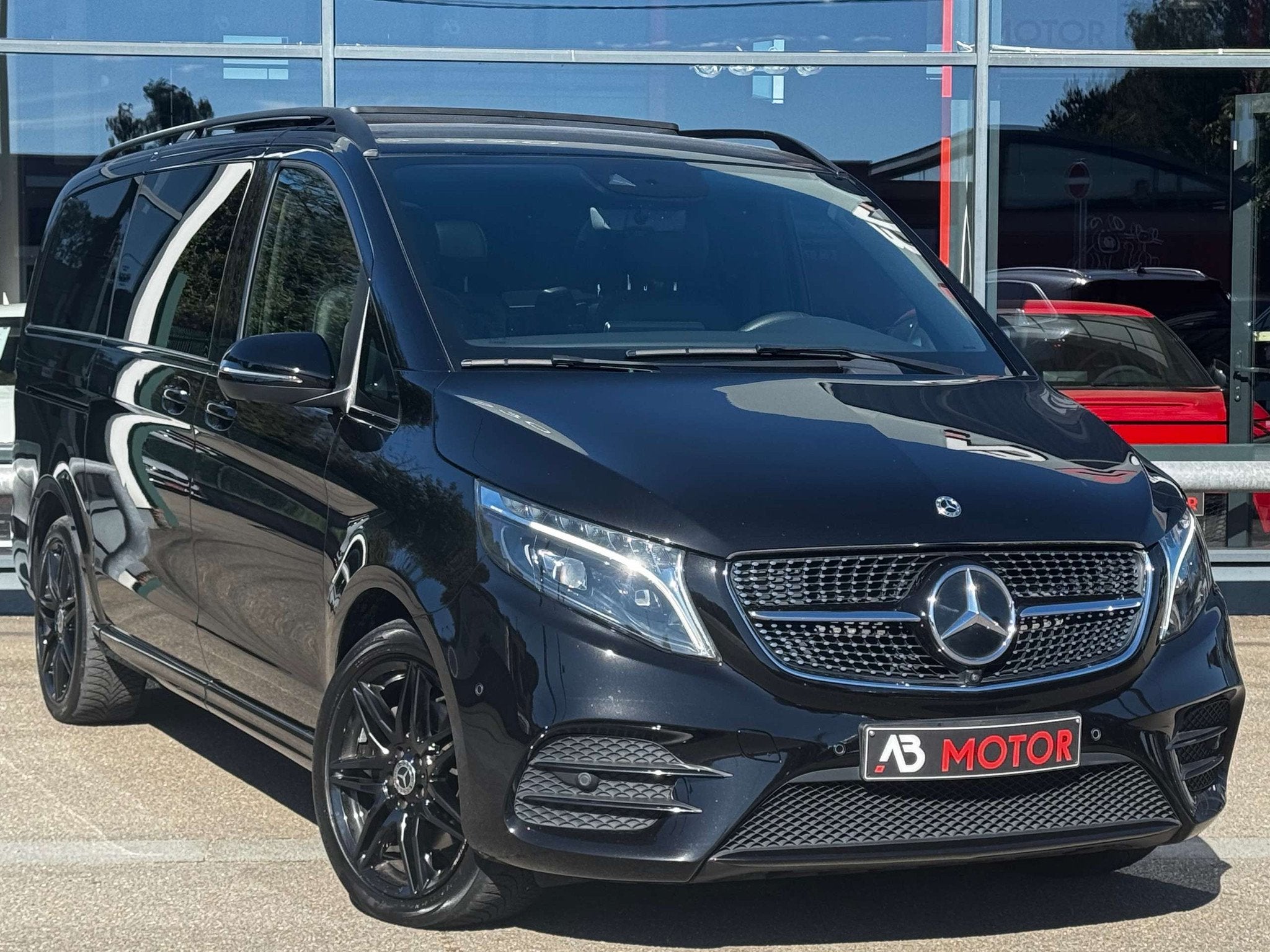 Mercedes-Benz V-Klasse 300 d 4-Matic PACK AMG AVANTGARDE 7PL, Autos, Cuir, Achat, 176 kW, Entreprise