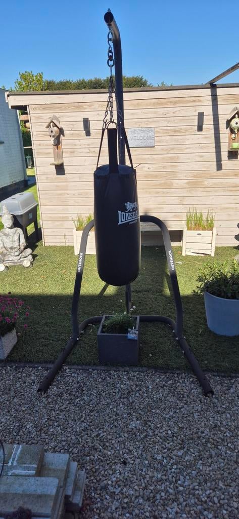 Bokszak met staander, Enlèvement, Sac de boxe