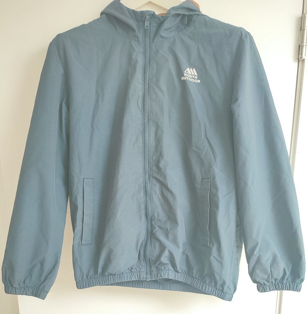 Veste 2 en 1 pour garçon de 12 ans., Enfants & Bébés, Garçon, Tape à l'oeil, Enlèvement, Utilisé
