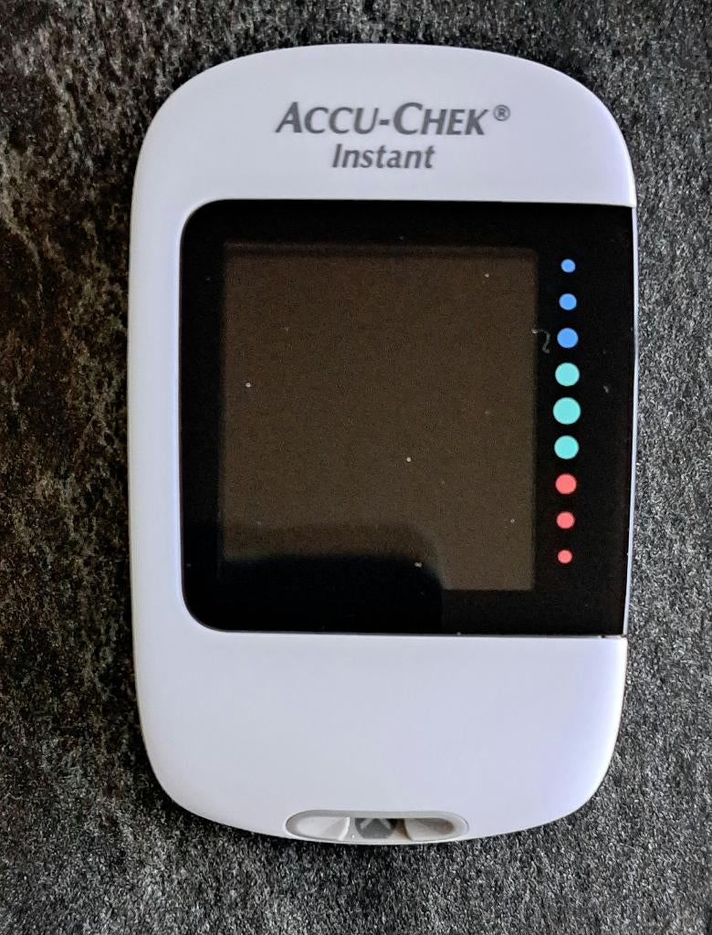Testeur de glycémie Accu-Chek Instant, Enlèvement, Neuf