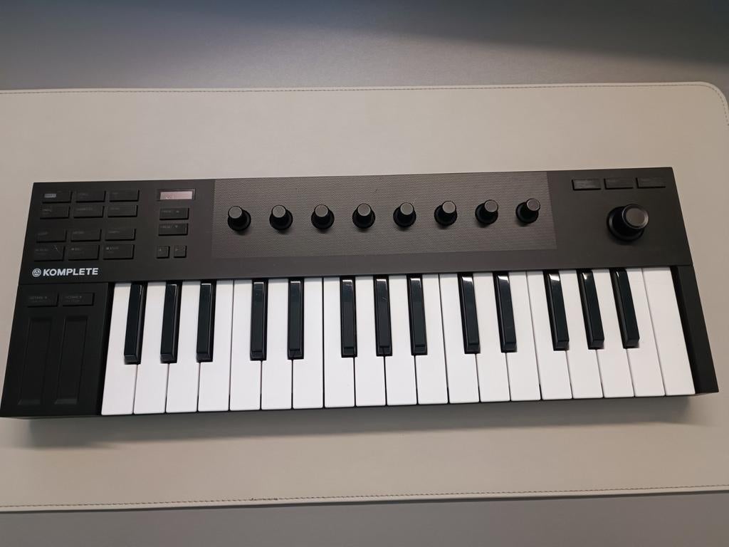 Komplete Kontrol M-32, Ophalen