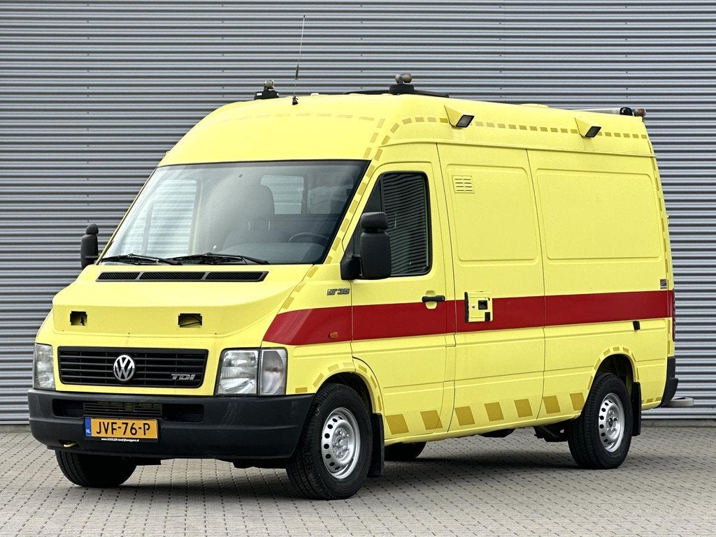 Volkswagen LT LT 2.8 TDI 158 PK lang Ambulance Rettungswagen, Auto's, Euro 2, Gebruikt, 4 cilinders, Startonderbreker
