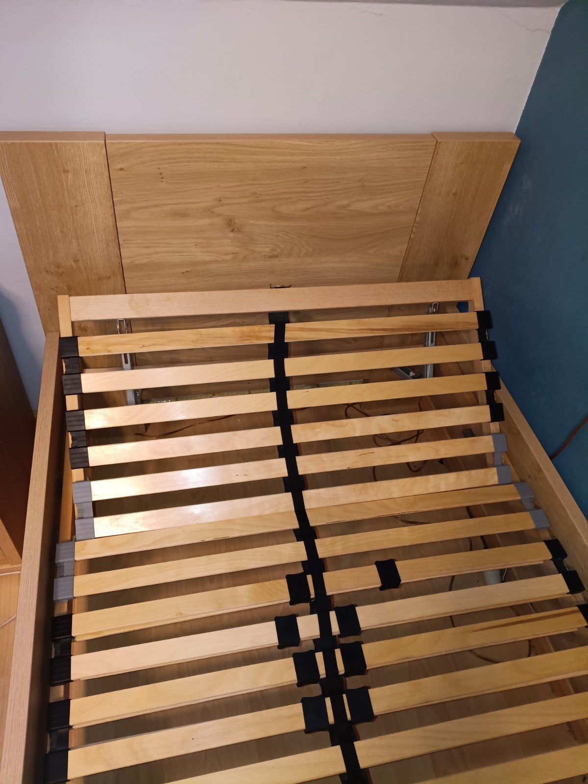 bed 90x200, lattenbodem, matras en kast, 90 cm, Eenpersoons, Ophalen of Verzenden, Bedbodem