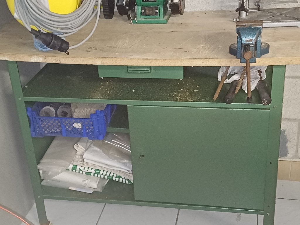 werkbank, Ophalen, Zo goed als nieuw, Bankschroef