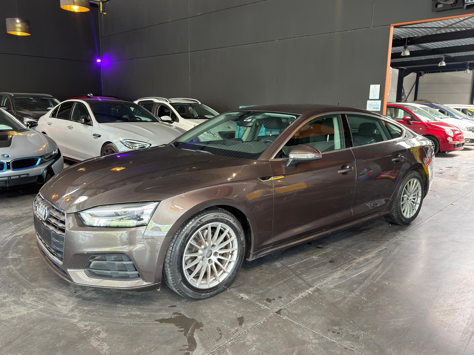 AUDI A5 AUTOMATIQUE 2.0 TFSI essence/led,car play, Auto's, Audi, 4 cilinders, Bruin, Leder, Bedrijf