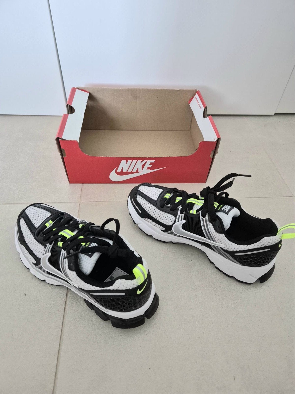Nike Vomero 5 taille 39, Nike
