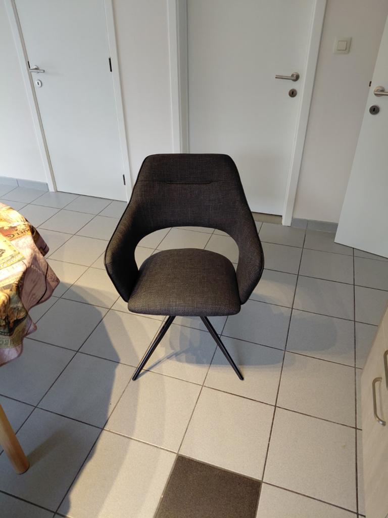 4 draai stoelen, Ophalen