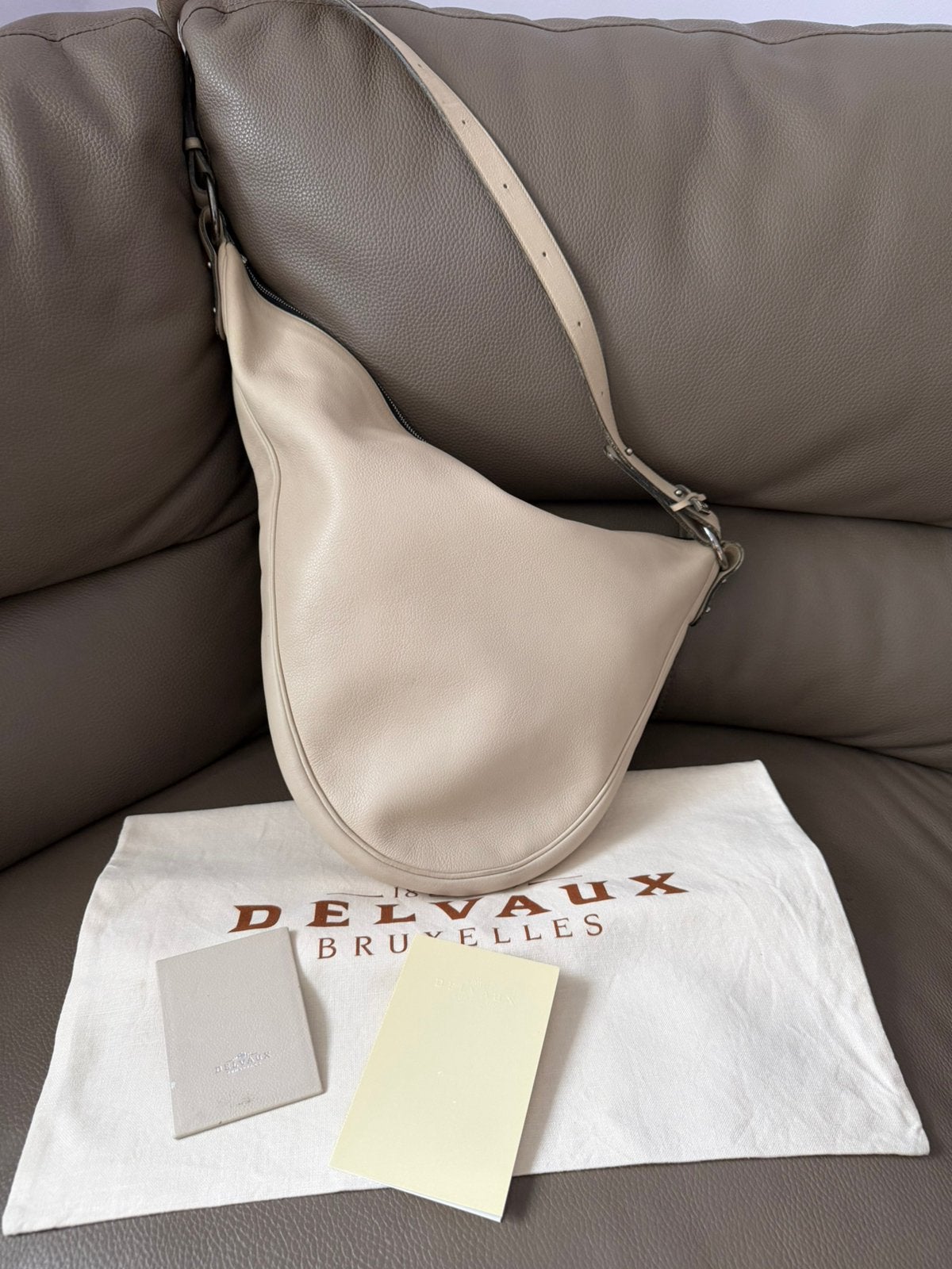 Sac crossbody Delvaux crème taille GM, Handtassen en Accessoires, Ophalen of Verzenden, Zo goed als nieuw
