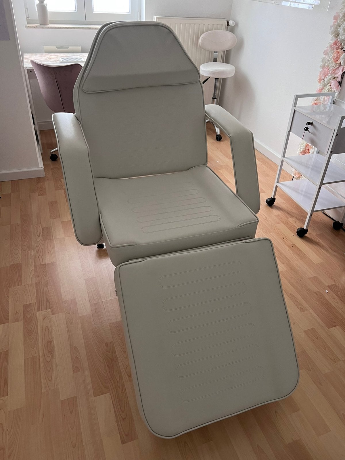 Behandel stoel, beauty/tattoo/massage, Ophalen, Zo goed als nieuw