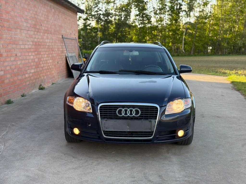 Audi A4 2005 359.000km 1.9tdi Start Rijd alleen export, Autos, Achat, A4, Diesel, Particulier