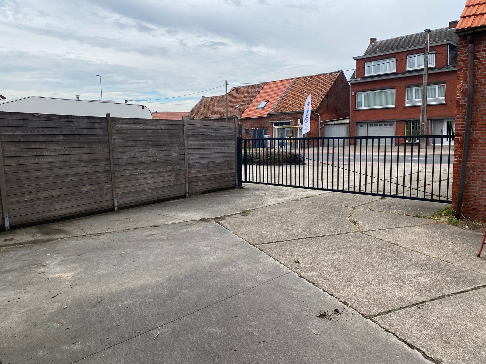 Poort, Ophalen, Gebruikt, IJzer, Dubbelstaafmat hekwerk