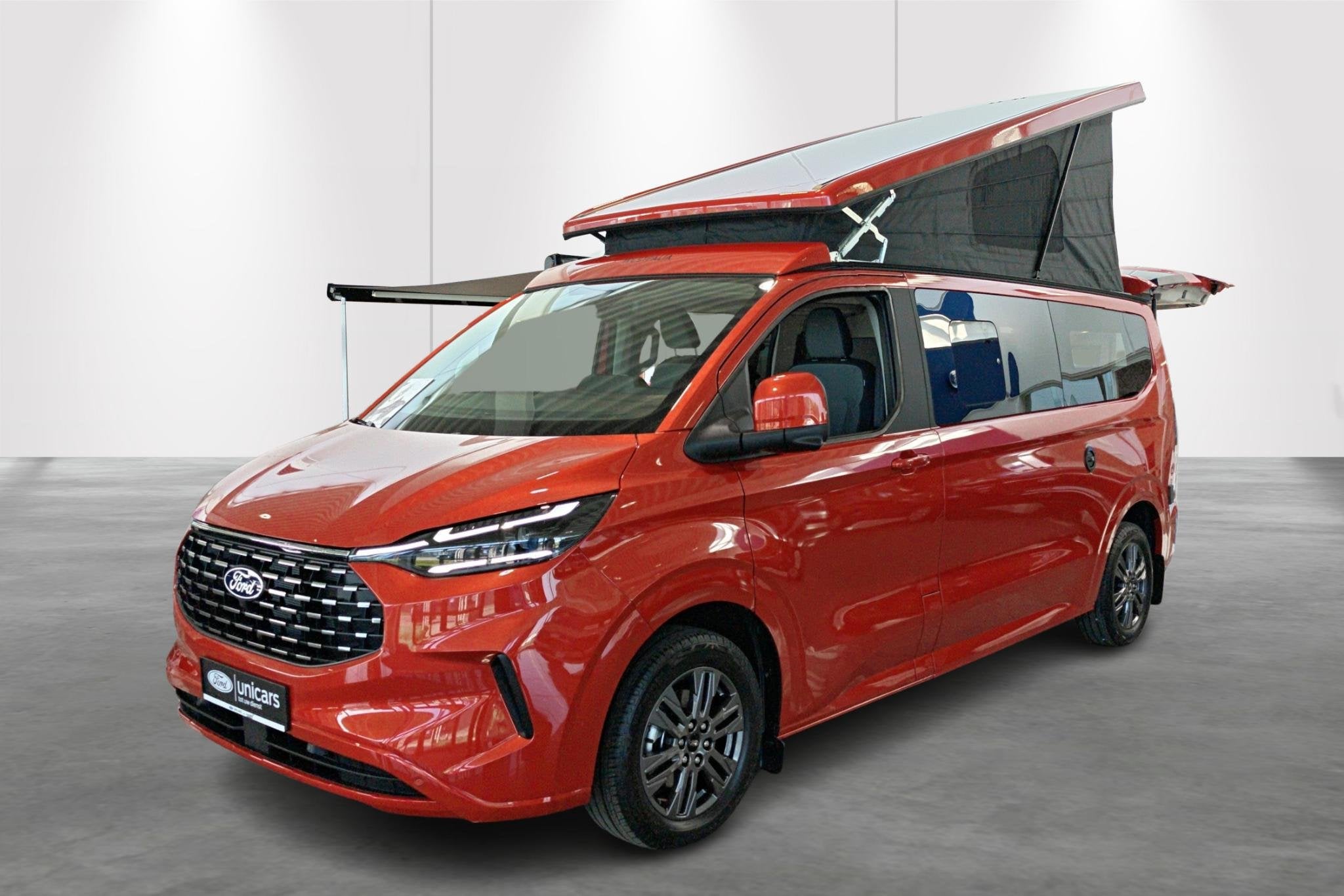 Ford Nugget Plus Titanium 2.0 170pk automaat, Auto's, Stof, Overige modellen, Nieuw, Overige carrosserie